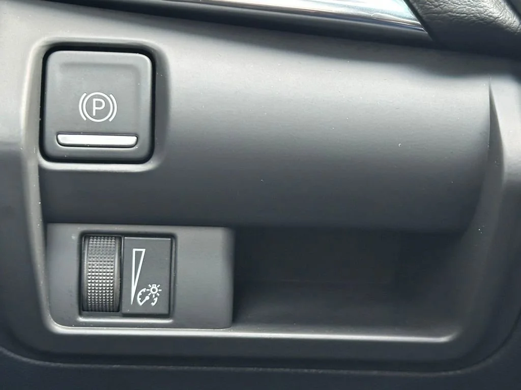Used 2025 Black Raven Cadillac Sport image 31