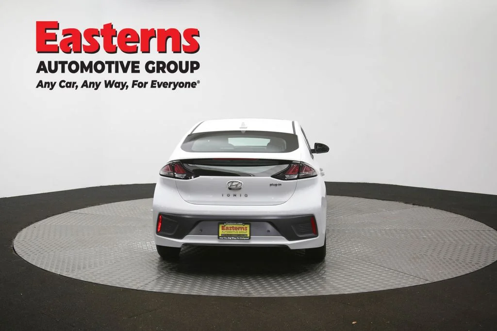Used 2021 White Hyundai Limited image 43