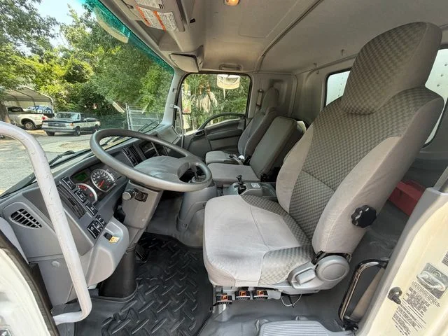 Used 2020 White Chevrolet Base image 17