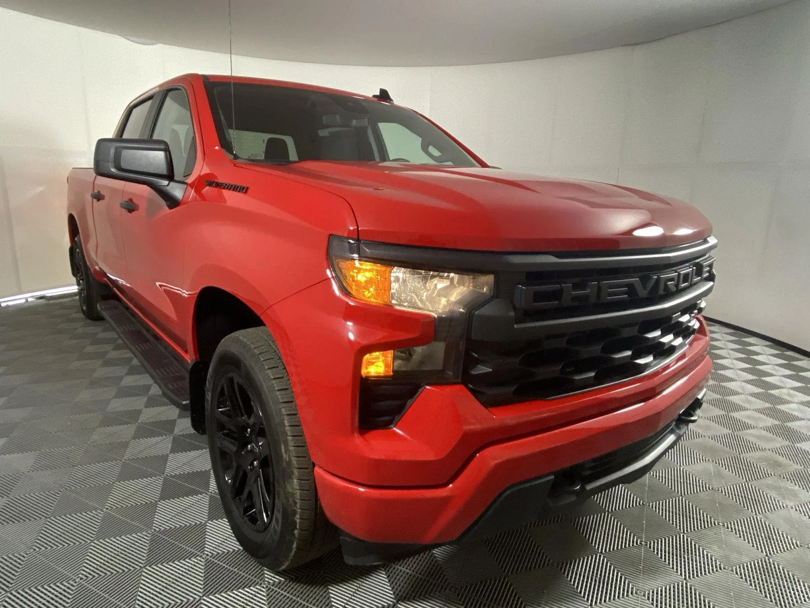 Used 2024 Red Hot Chevrolet Custom image 15