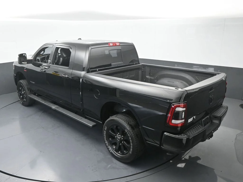 Used 2024 Diamond Black Crystal Pearlcoat Ram Laramie image 52