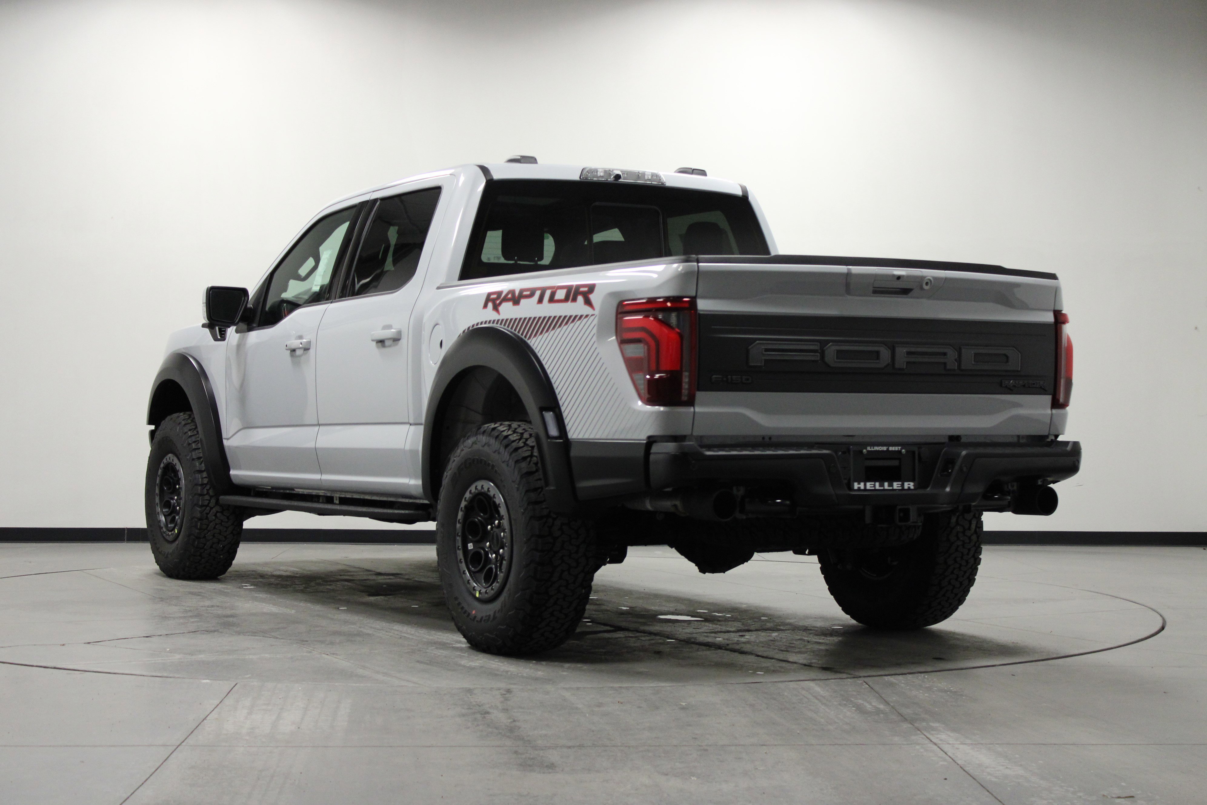 New 2025 Space White Metallic Ford Raptor image 6