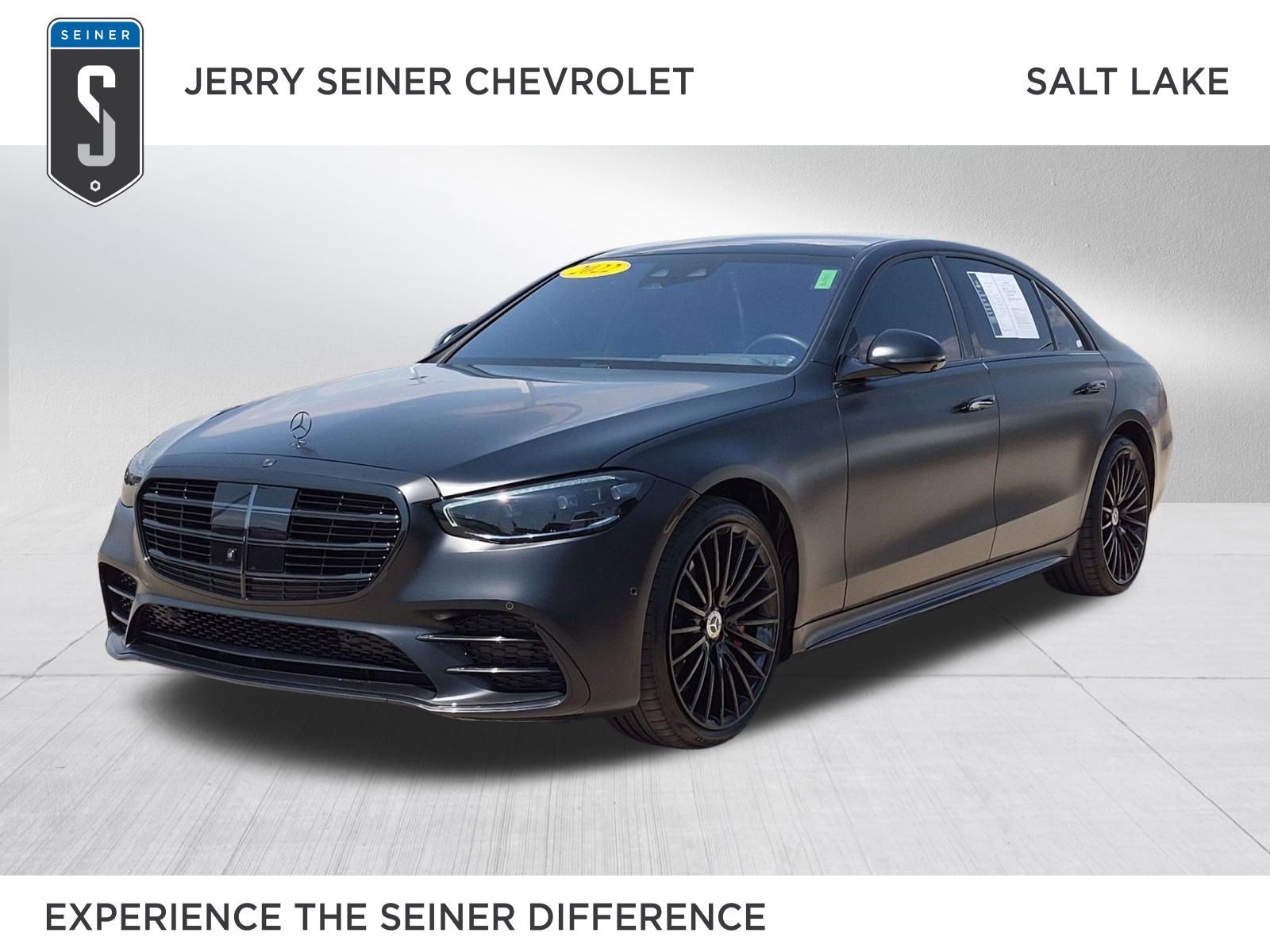 Used 2022 Black Mercedes-Benz 4MATIC® image 1