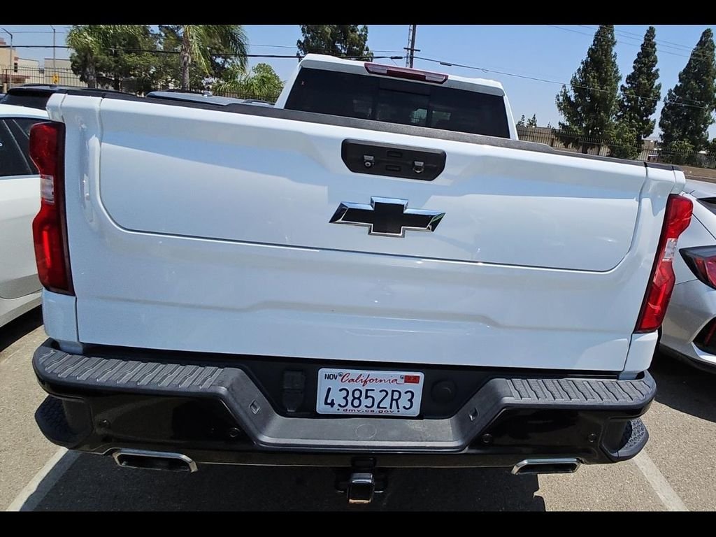 Used 2022 Summit White Chevrolet LT Trail Boss image 6