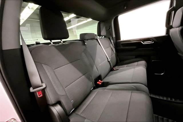 Used 2025 Summit White Chevrolet LT image 25