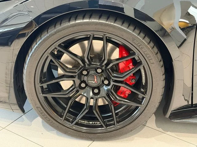 Used 2025 Black Chevrolet Z06 image 16