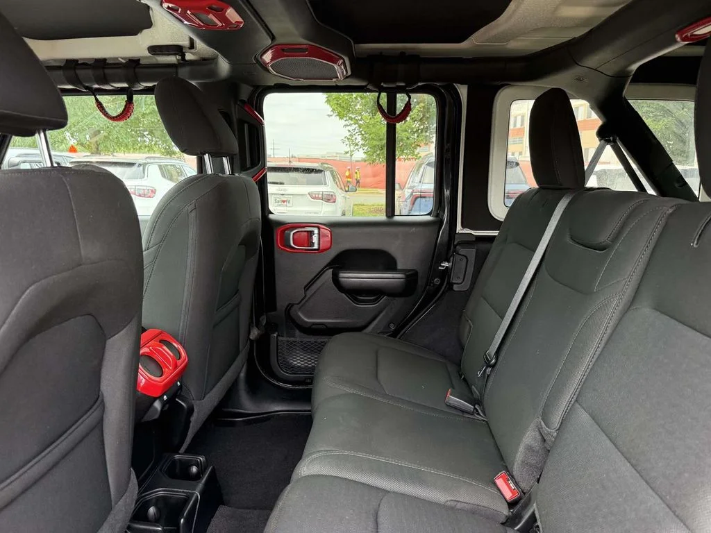Used 2021 Black Jeep Unlimited Sport Altitude image 16