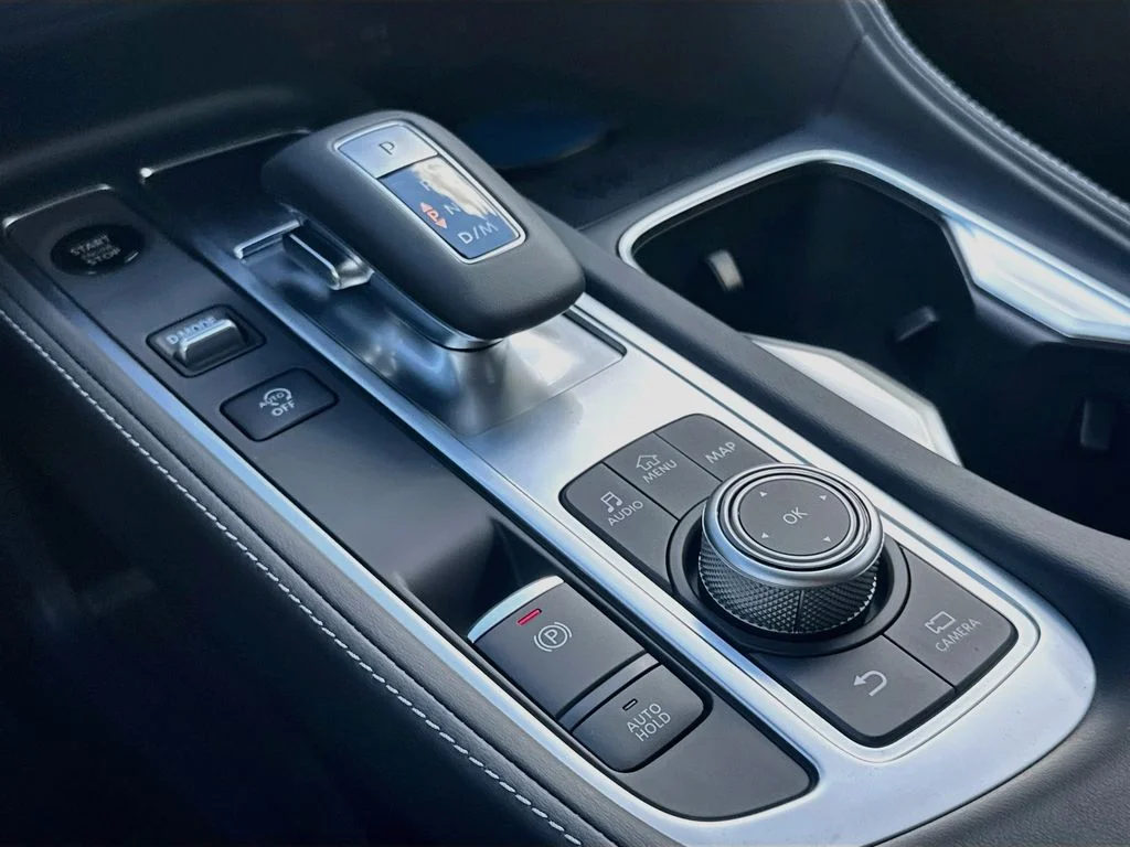 New 2027 GRAPHITE SHADOW INFINITI Sport AWD image 17