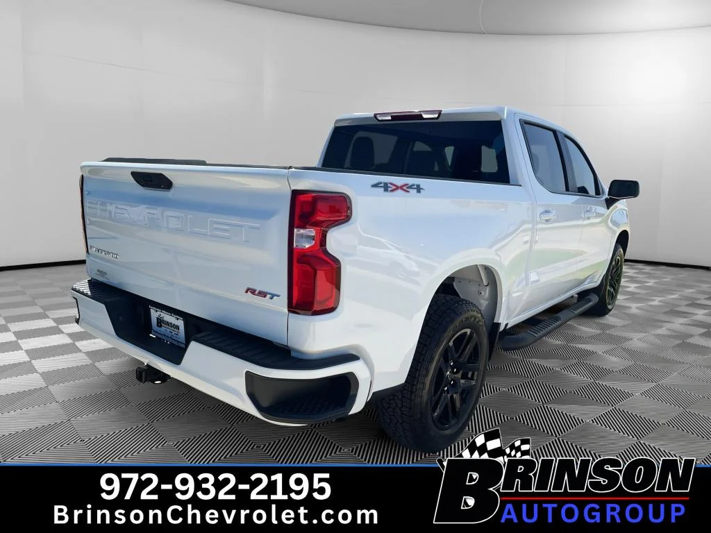 New 2026 Summit White Chevrolet RST image 8
