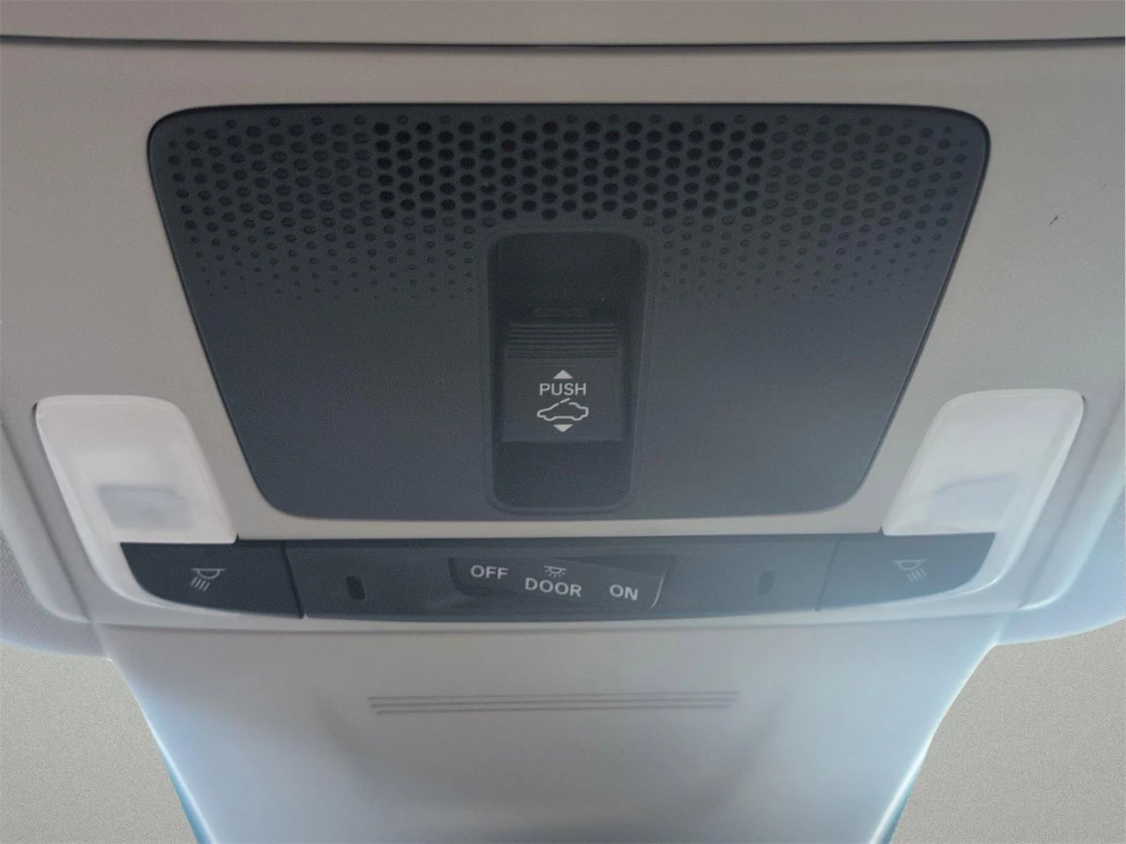 Used 2024 Meteorite Gray Metallic Honda EX-L image 18