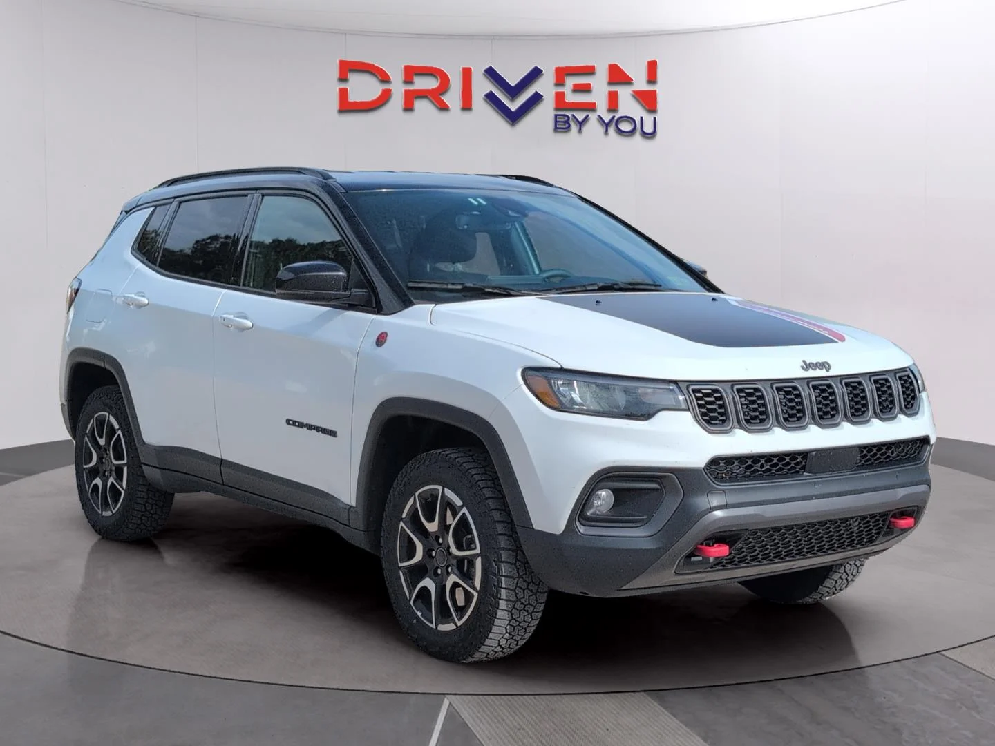 Used 2025 Bright White Clearcoat Jeep Trailhawk image 4