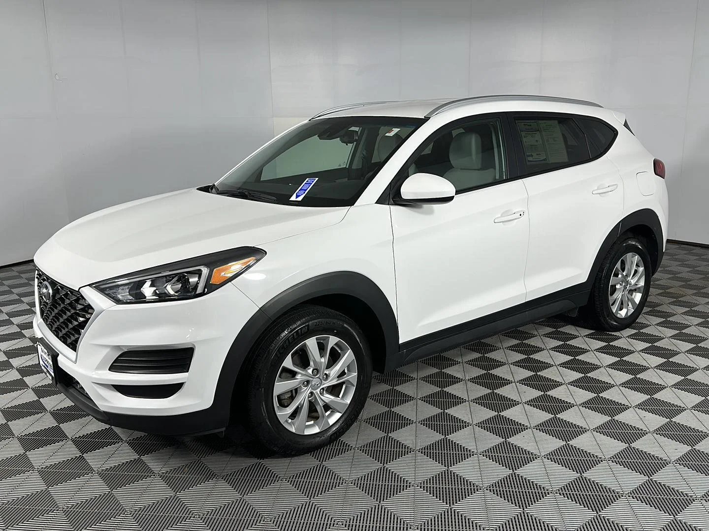 Used 2019 Dazzling White Hyundai Value image 17