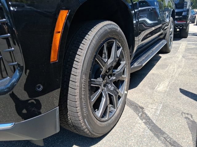 New 2026 Black Chevrolet LT image 5
