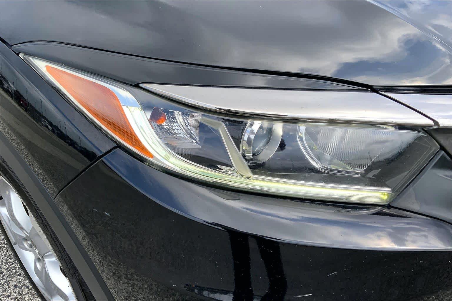 Used 2019 Crystal Black Pearl Honda LX image 27