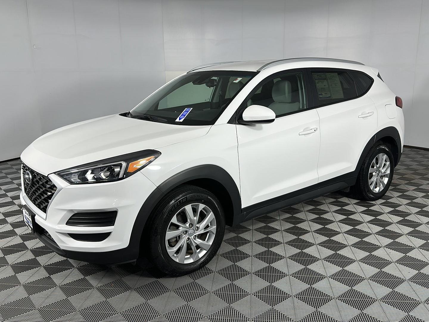 Used 2019 Dazzling White Hyundai Value image 17