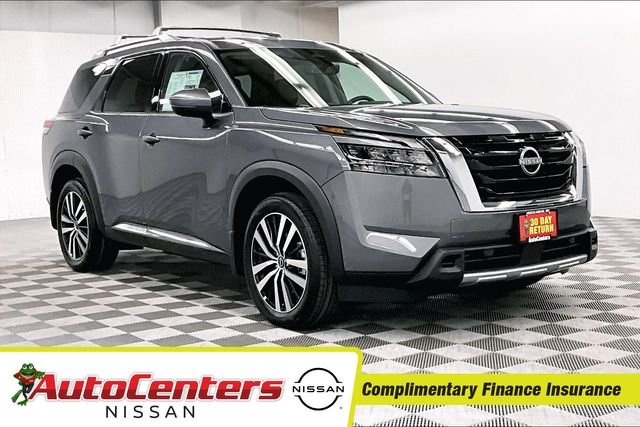 2025 Nissan Pathfinder Platinum 4WD's photo