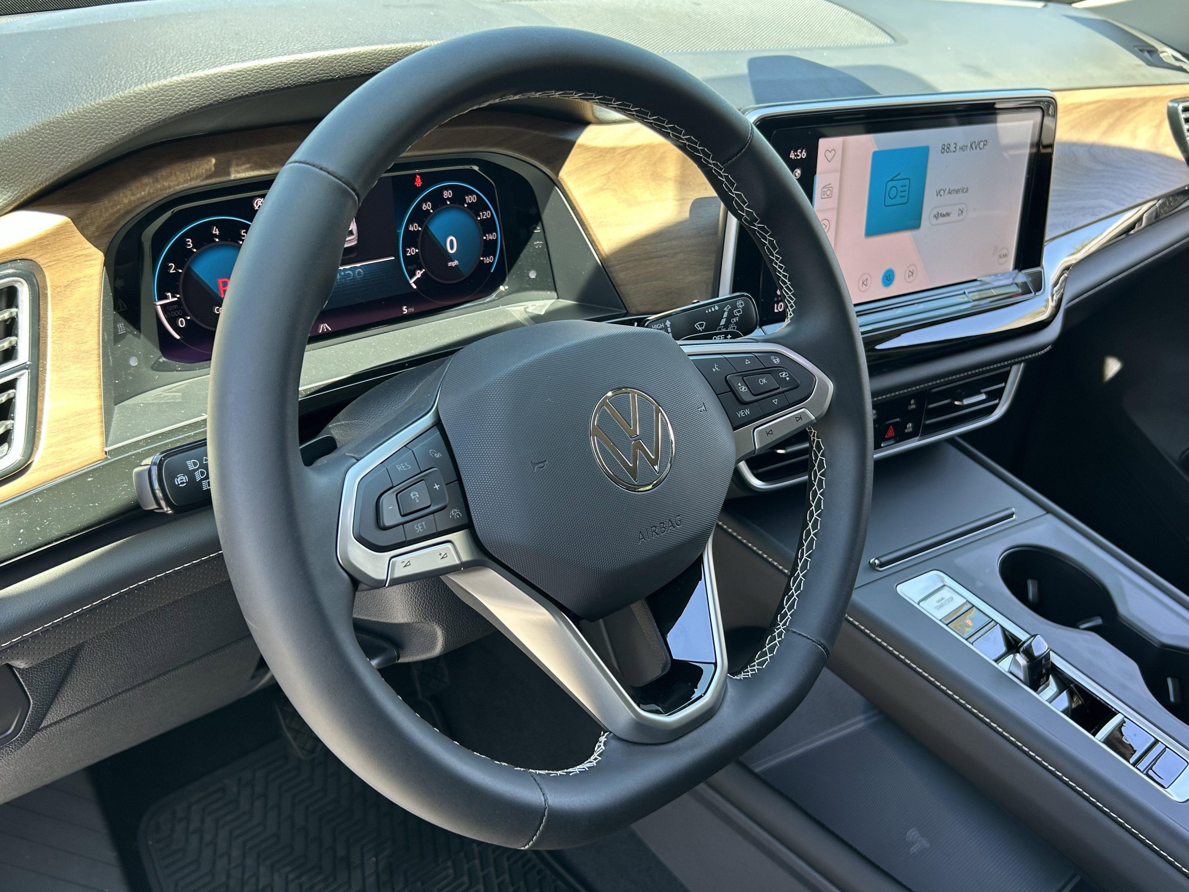 New 2026 Deep Black Pearl Volkswagen 2.0T SE image 19