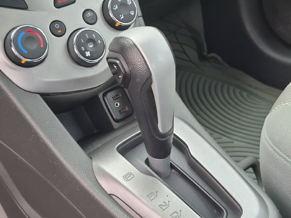 Used 2017 Silver Chevrolet LT image 23