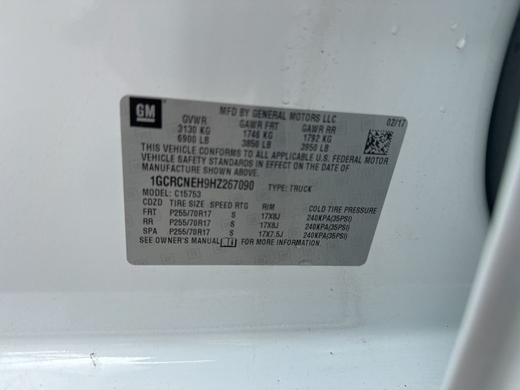 Used 2017 White Chevrolet WT image 13