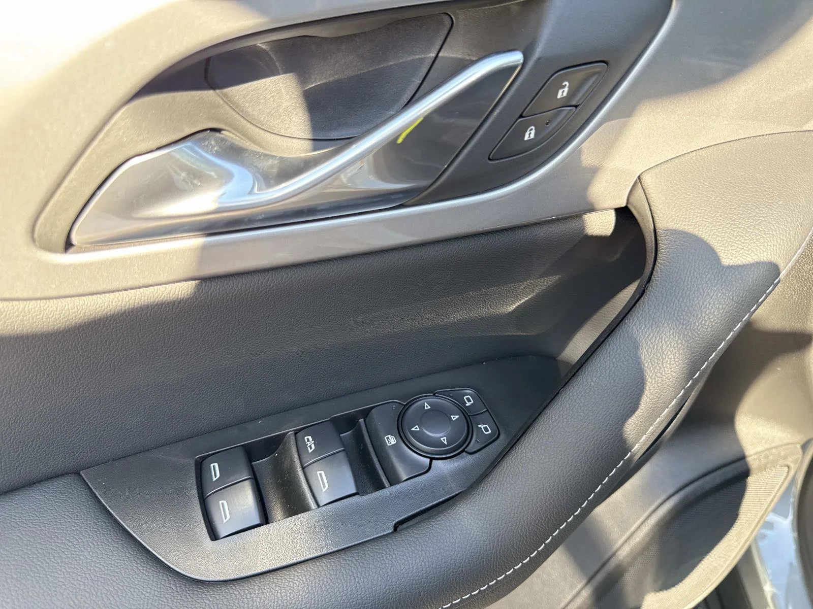 2026 Chevrolet Blazer 2LT - Photo 18