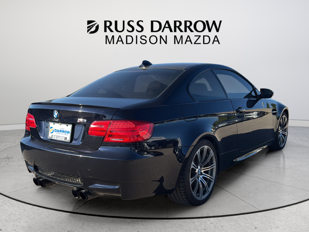 Used 2011  BMW Base image 5