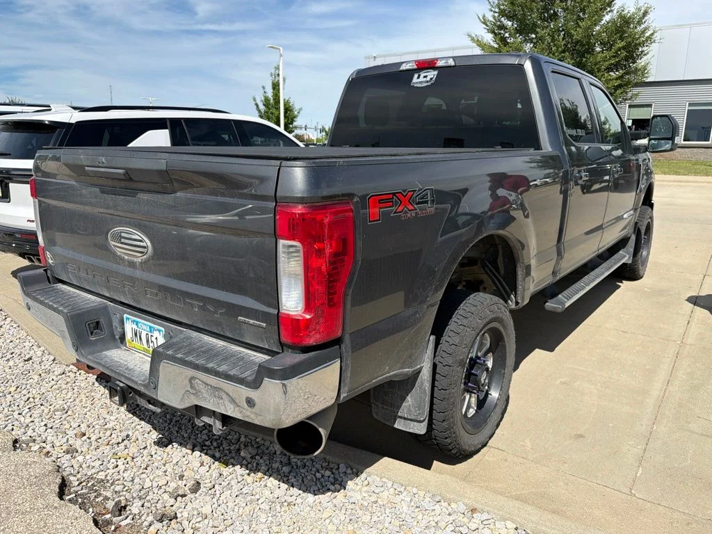 Used 2017 Gray Ford XLT image 5