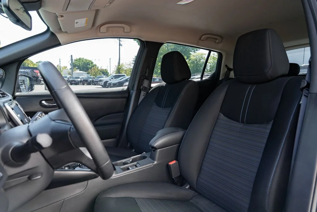 Used 2024 Black Nissan SV Plus image 20
