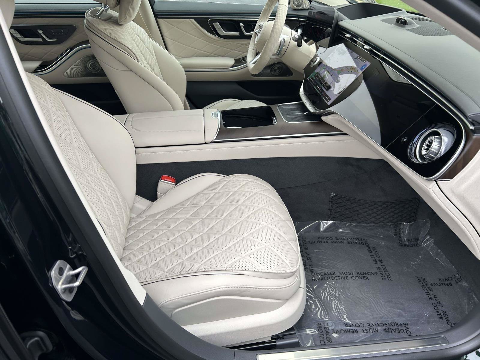New 2027 Emerald Green Metallic Mercedes-Benz S 580 4MATIC® Sedan image 43