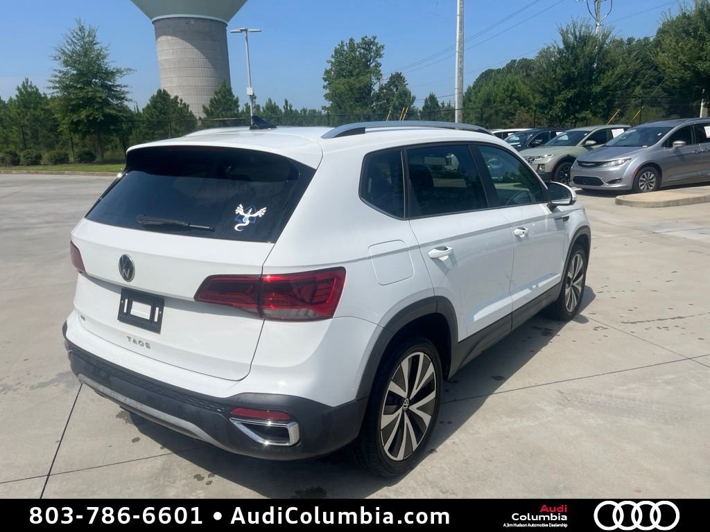 Used 2022 White Volkswagen 1.5T SE image 4