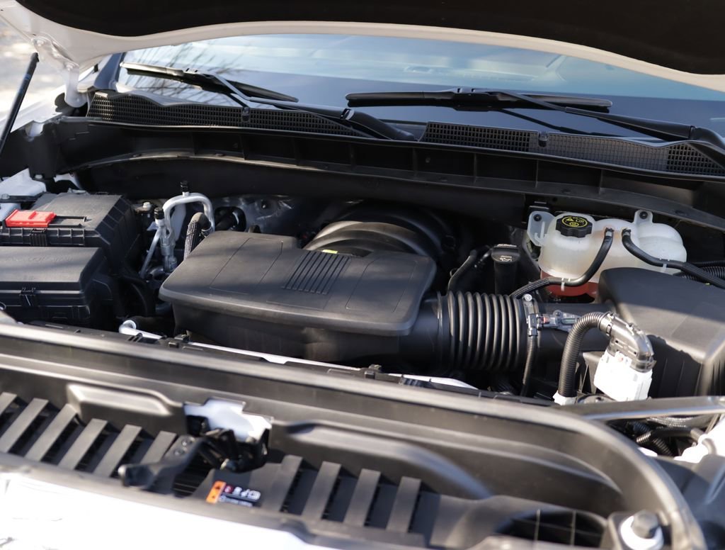 Used 2023 White Frost Tricoat GMC Denali image 35