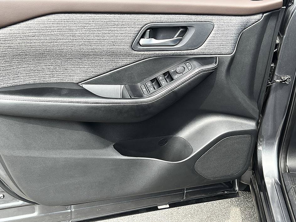 Certified Used 2023 Gun Metallic Nissan SV image 19
