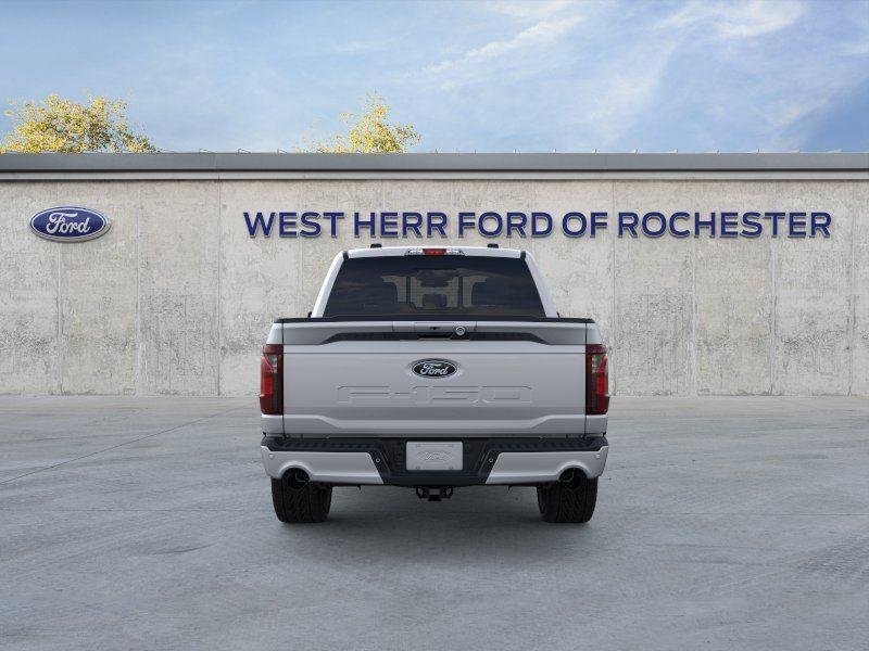 Used 2026 Iconic Silver Ford XLT image 6