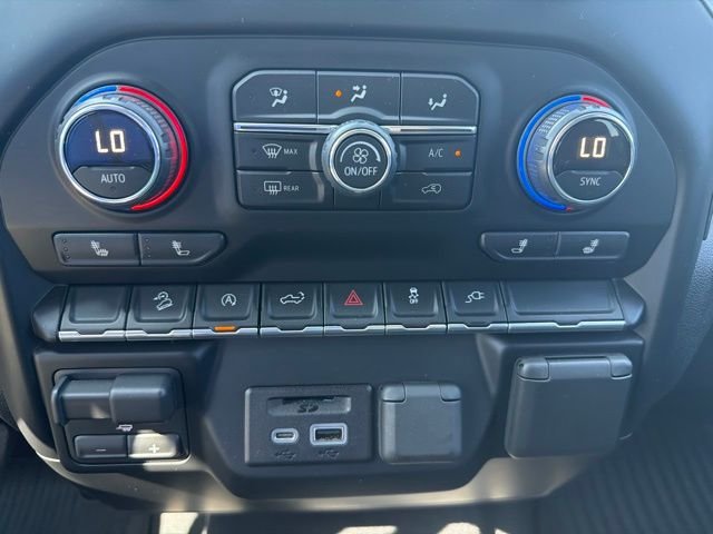 Used 2019 White Chevrolet LT image 14