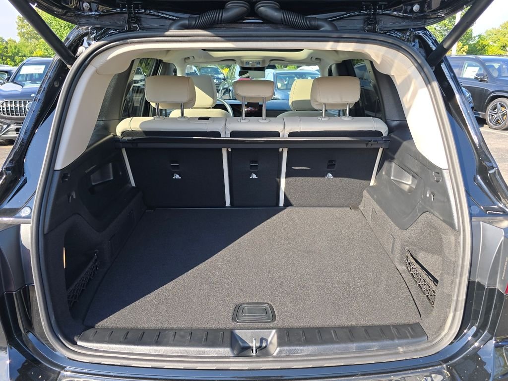 New 2026 Night Black Mercedes-Benz GLB 250 image 21