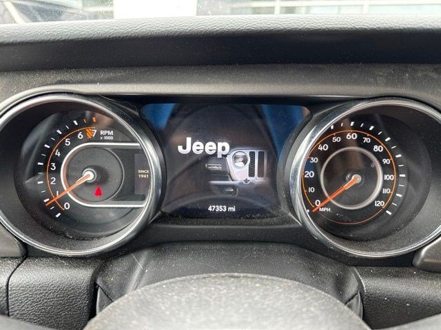 Used 2022 Bright White Clearcoat Jeep Willys image 10