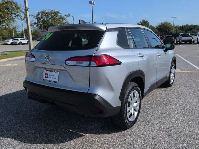 Used 2023 Silver Toyota L image 4