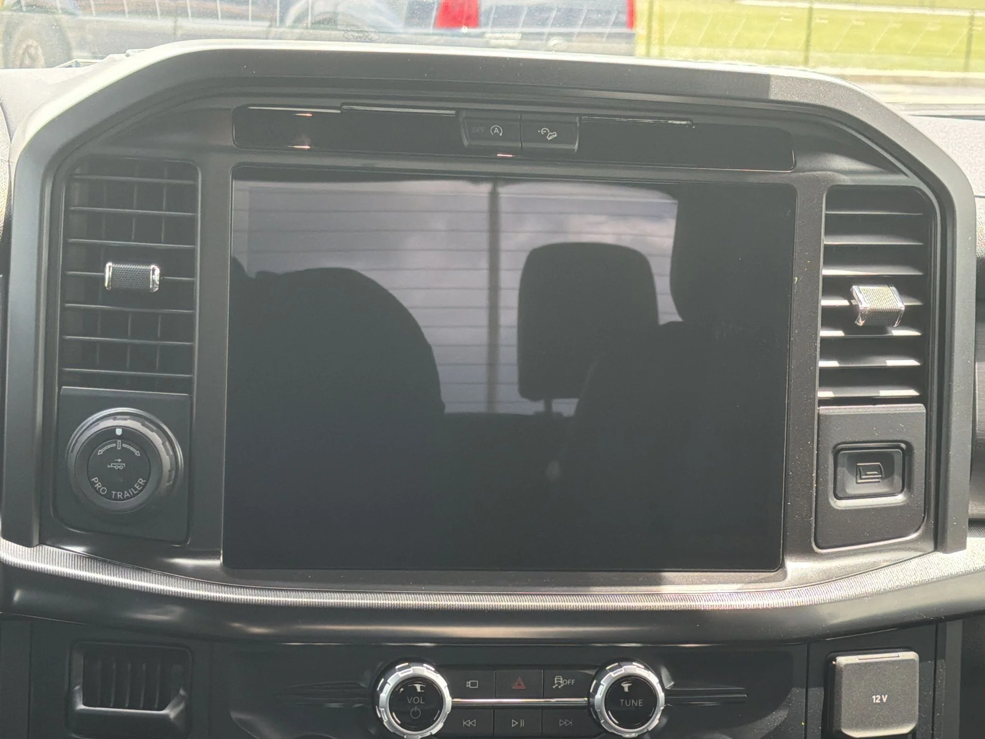New 2026 Agate Black Metallic Ford Lariat® image 3