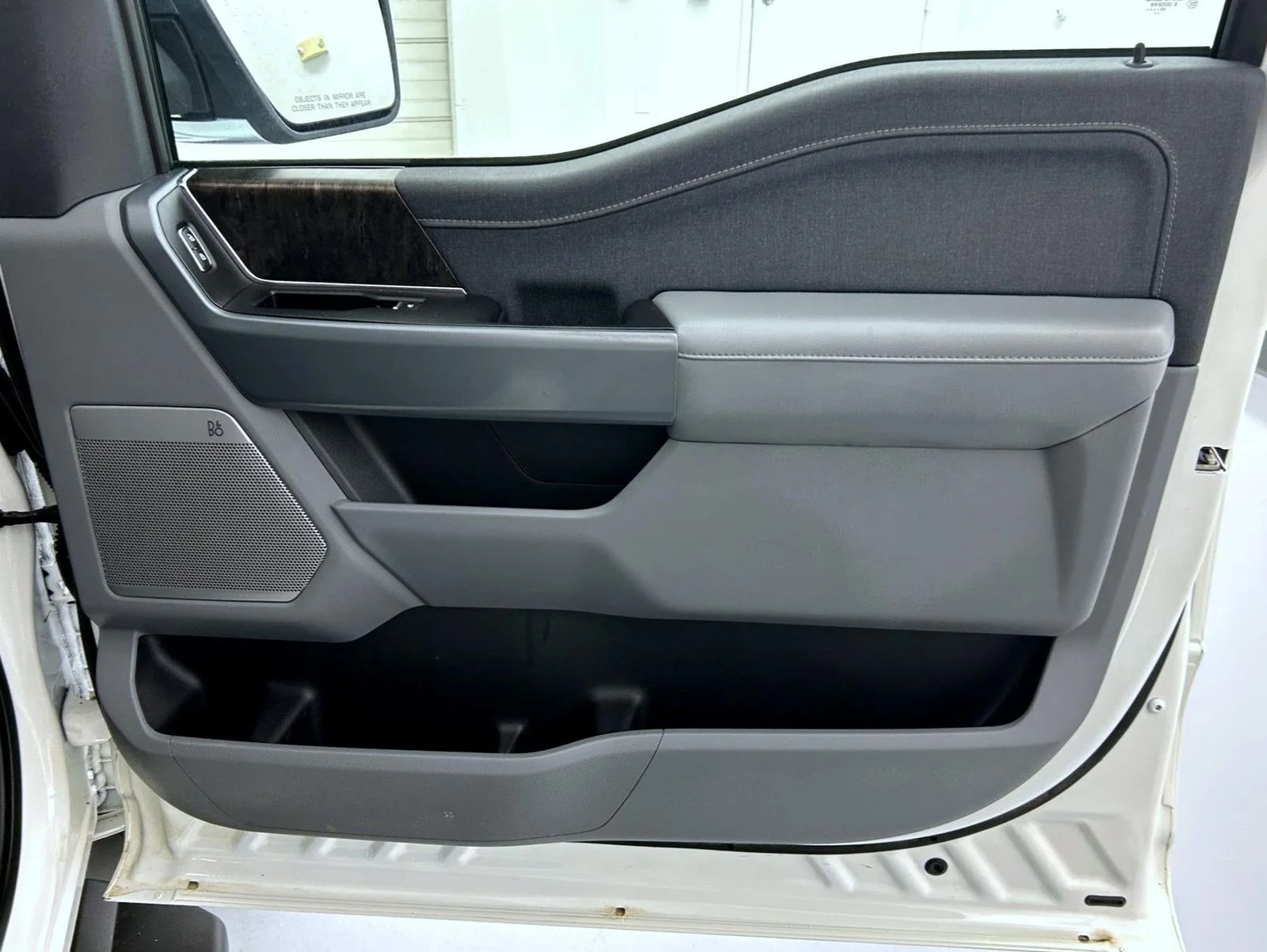 Used 2021 White Ford Lariat image 16