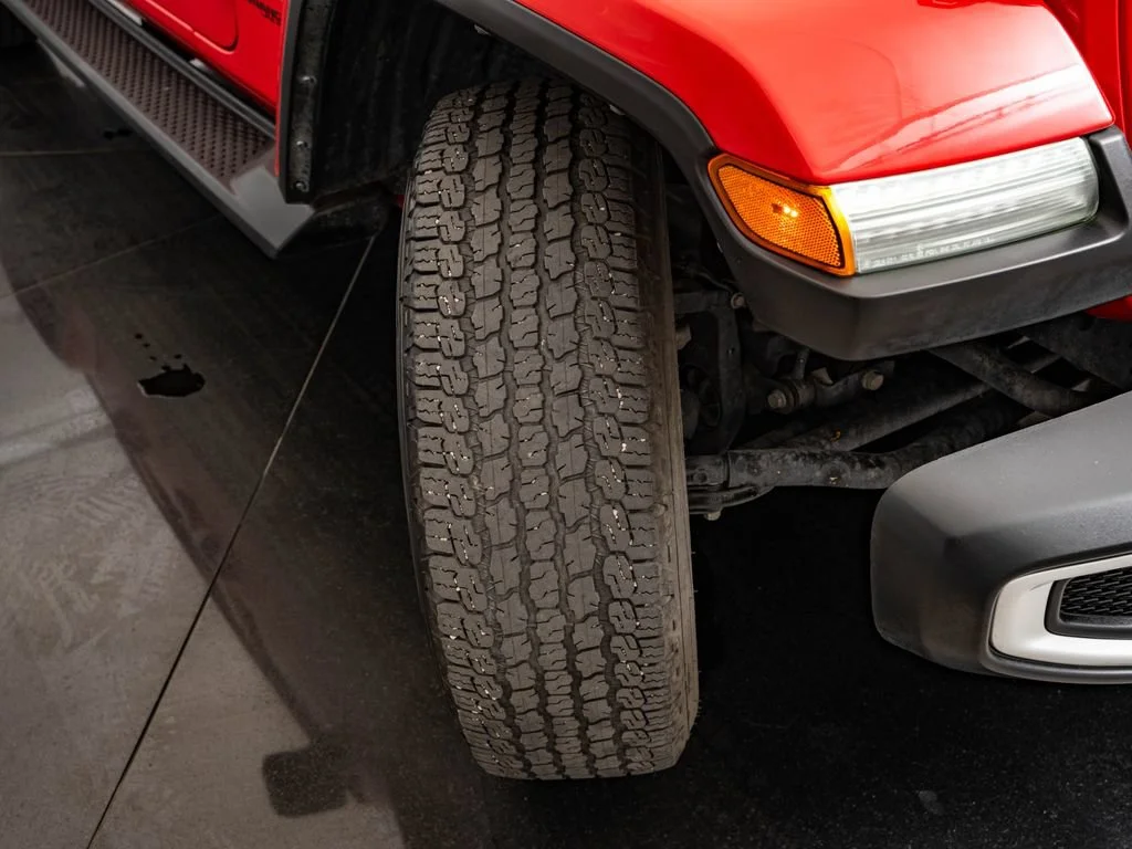 Used 2022 Firecracker Red Clearcoat Jeep Unlimited Sahara image 54