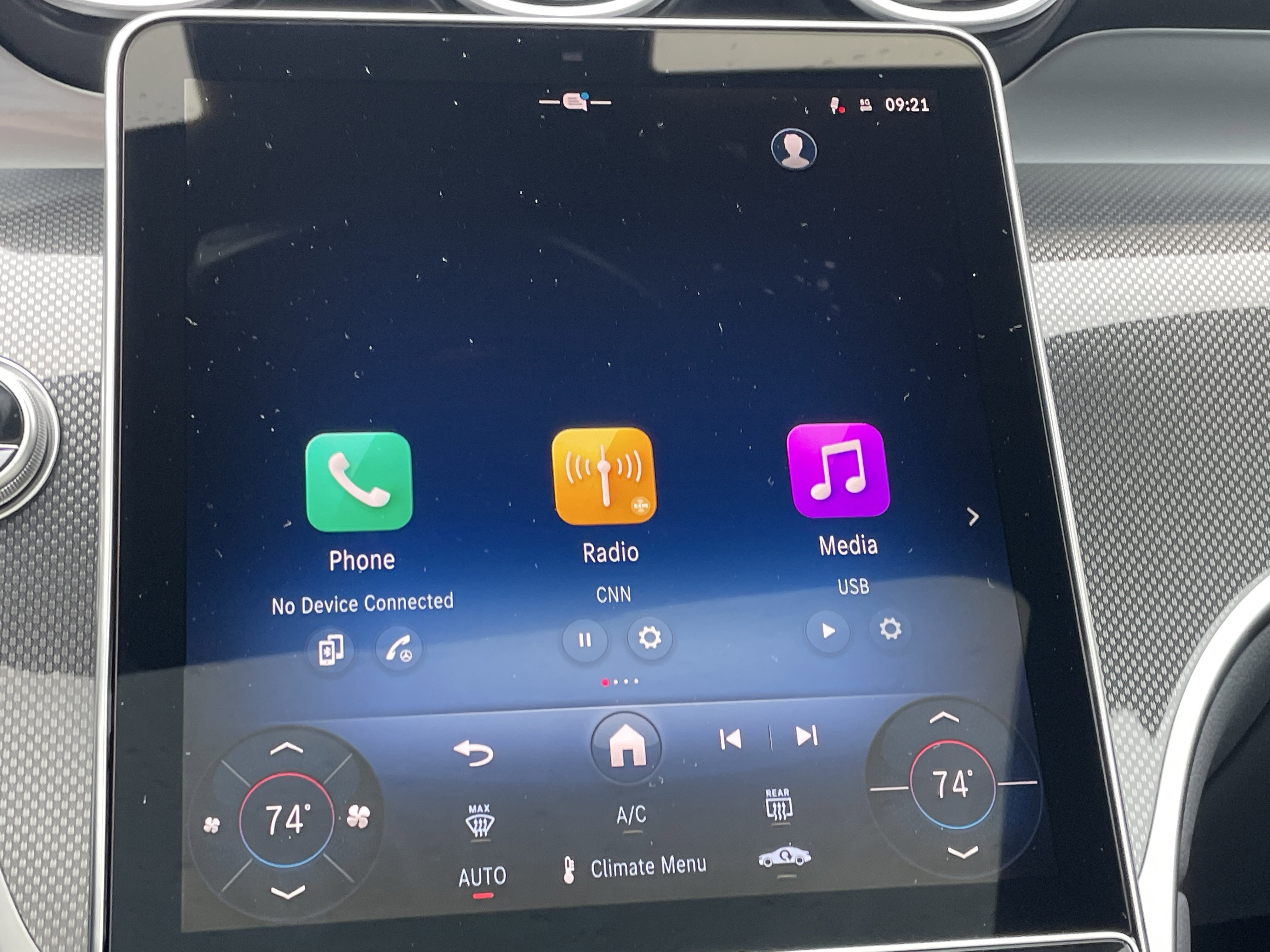 New 2026 Black Mercedes-Benz GLC 300 SUV image 30