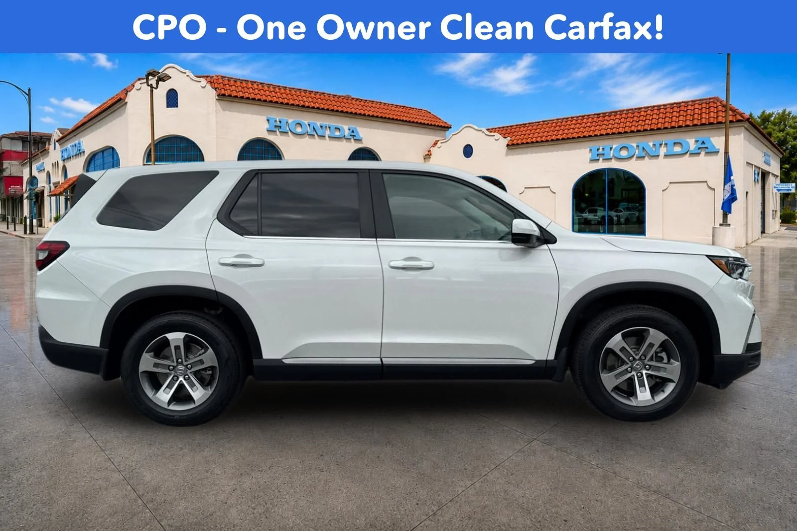 Certified Used 2025 Platinum White Pearl Honda EX-L image 3