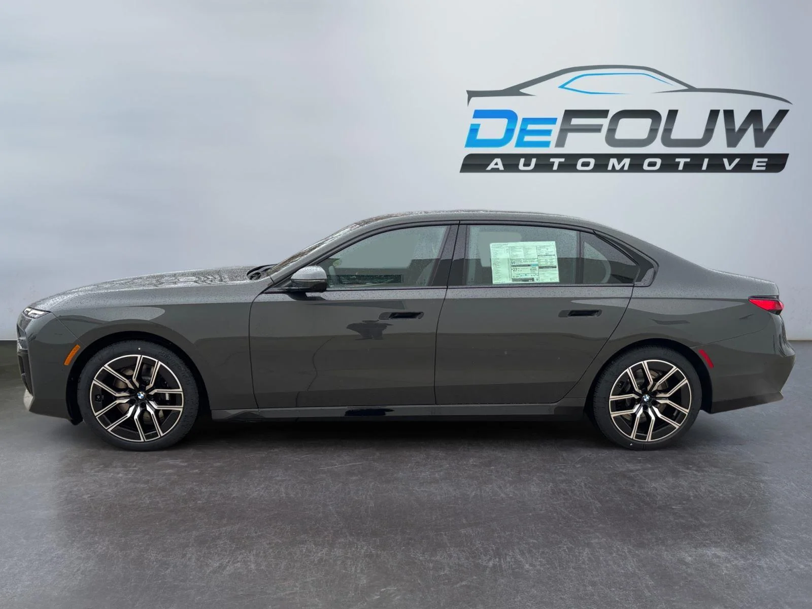 2026 BMW 7 Series 740i - Photo 18
