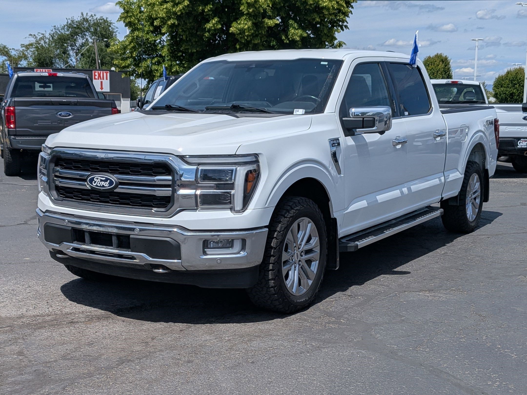 Certified Used 2024 Oxford White Ford LARIAT image 8