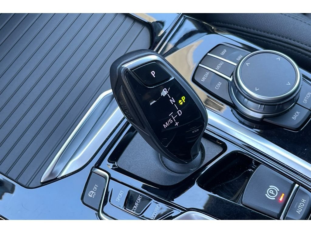 Used 2021 Alpine White BMW M40i image 34