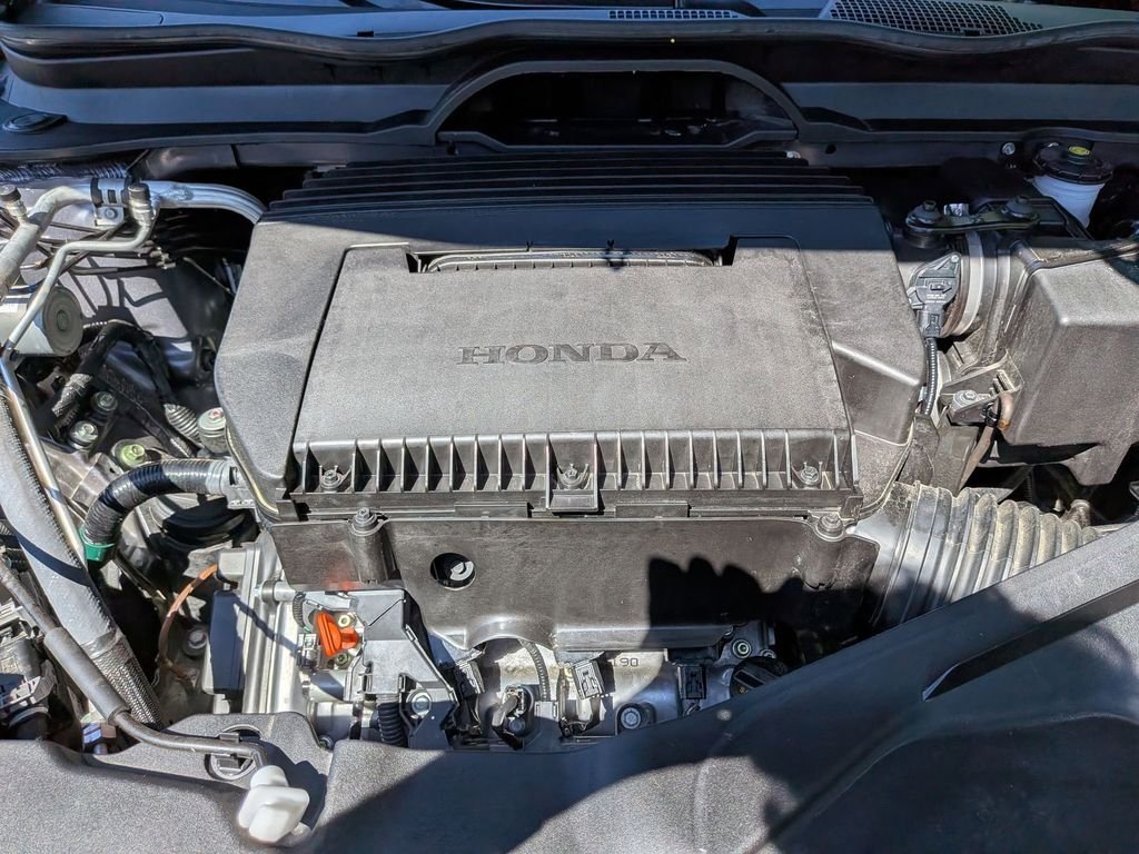 Used 2025 Gray Honda Touring image 33