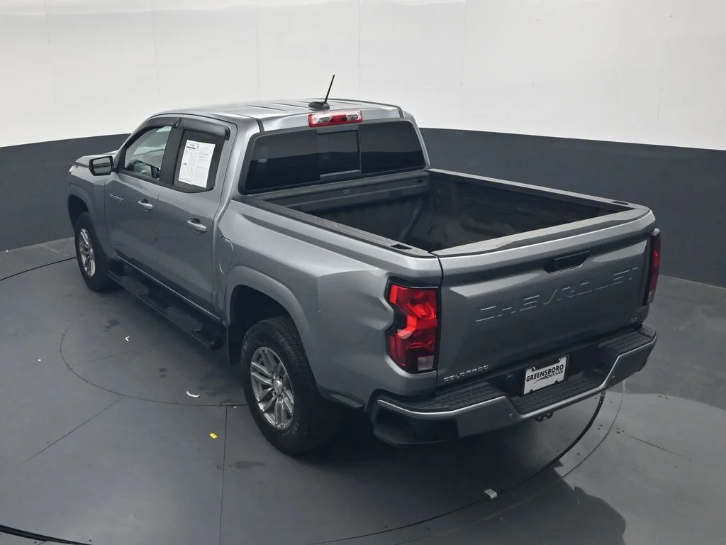 Used 2024 Gray Chevrolet LT image 28