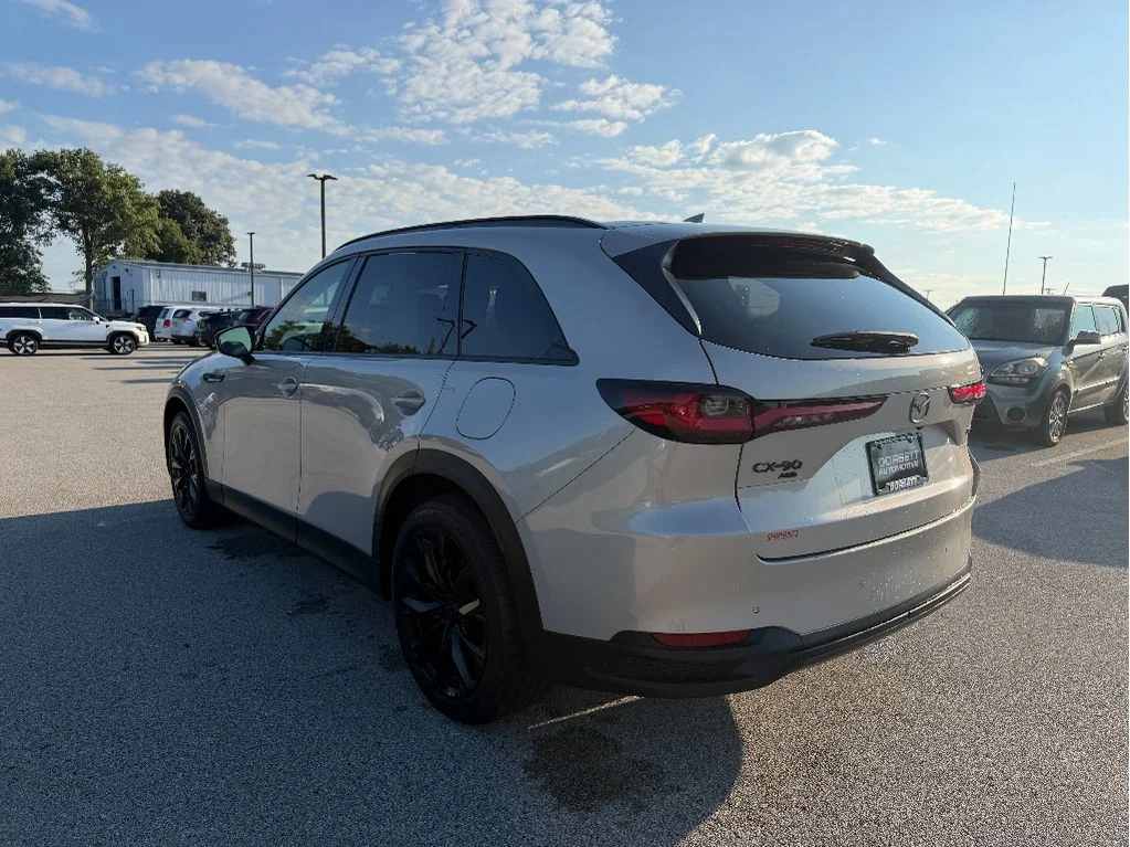 Used 2026 Platinum Quartz Mazda Premium Sport image 8