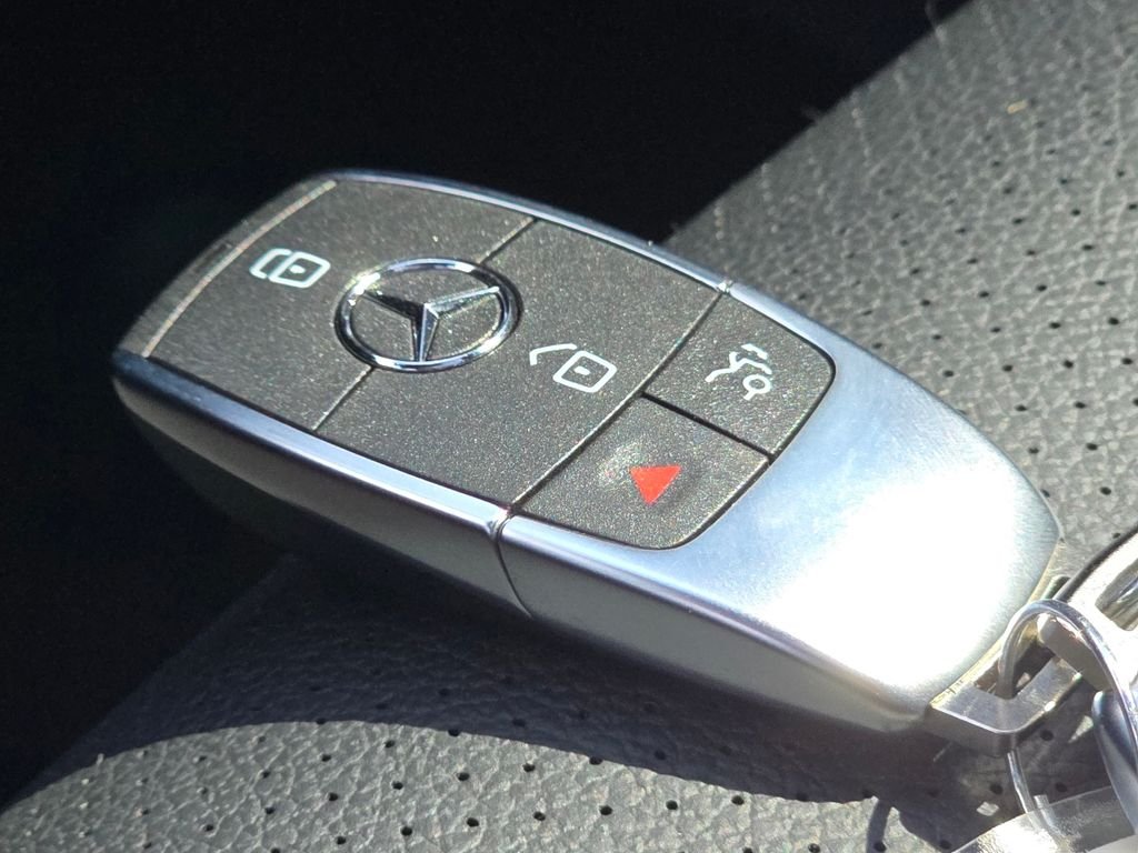2025 Mercedes-Benz GLE GLE350 - Photo 38