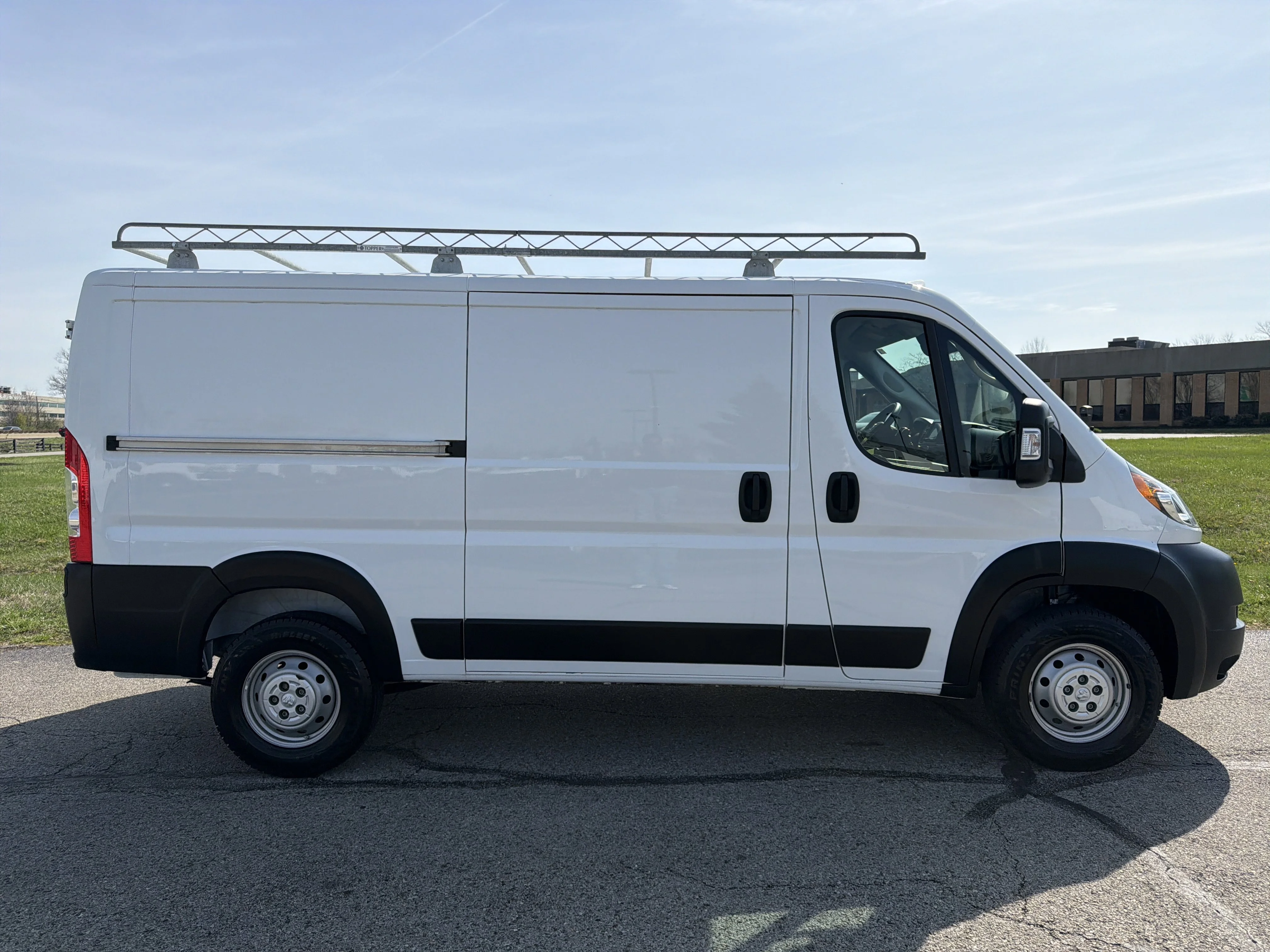 Used 2022 Bright White Clearcoat Ram  image 8