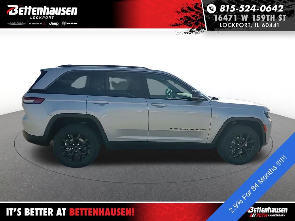New 2026 Silver Jeep Altitude image 4